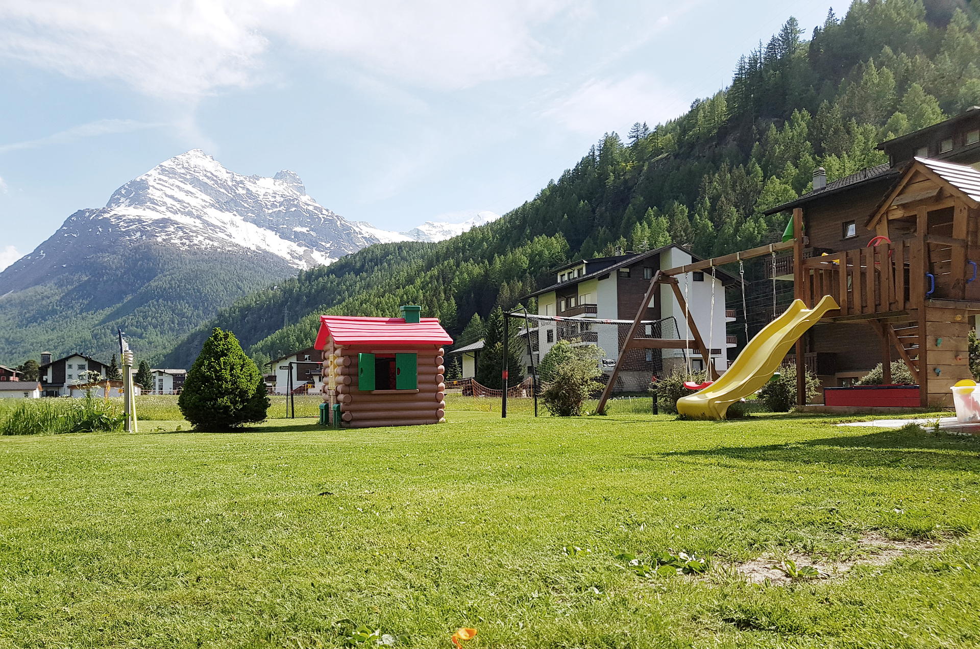 Aussicht / Kinderspielplatz